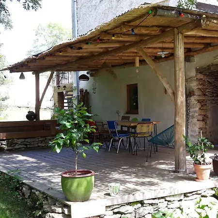 Agreable Gite En Pleine Nature Parmilieu Exterior photo