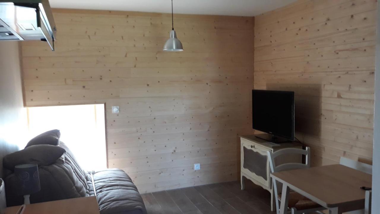Agreable En Pleine Nature Parmilieu